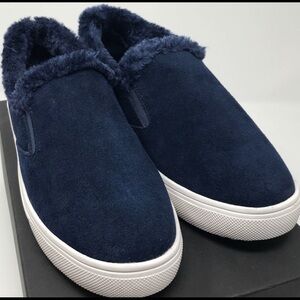 Steven‎ Madden Cuddles Navy Suede